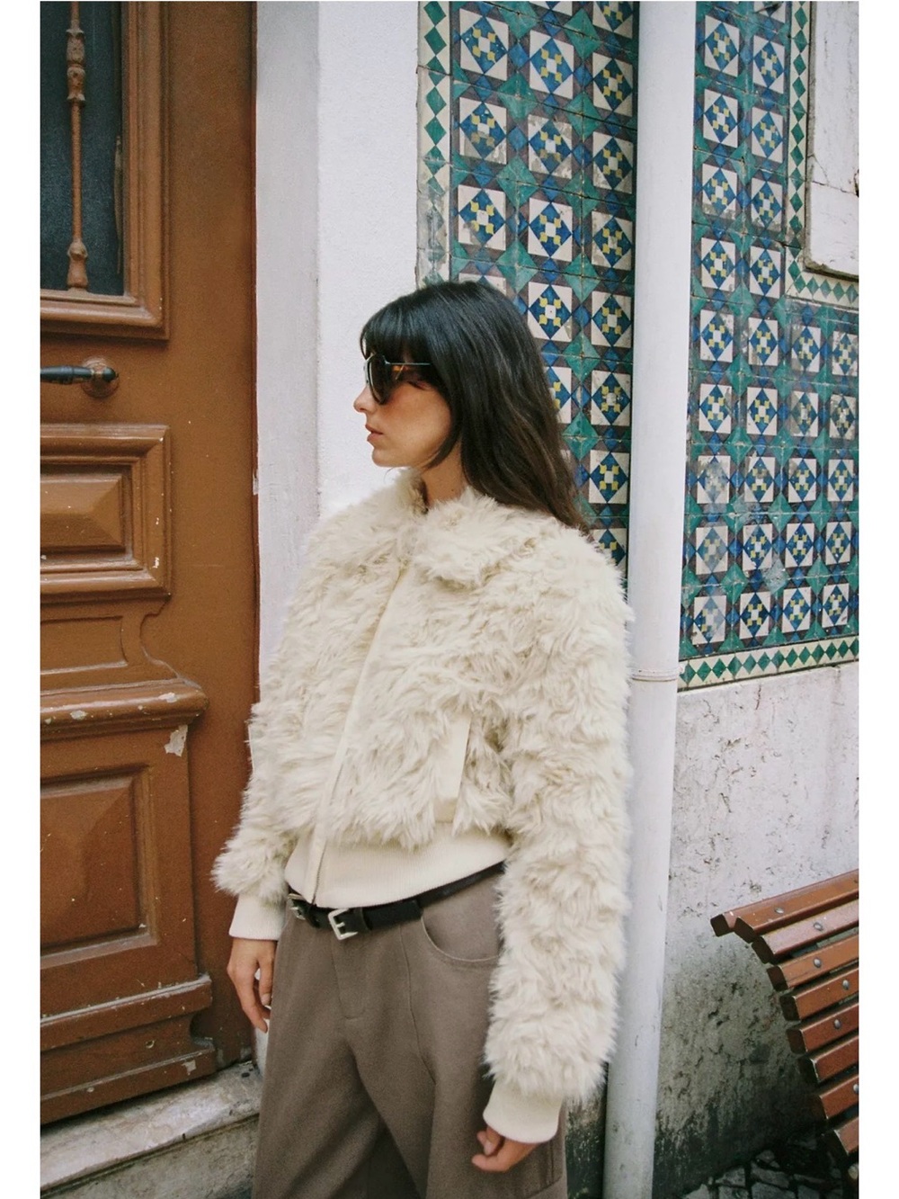 ZARA FAUX FUR BOMBER JACKET ECRU XS